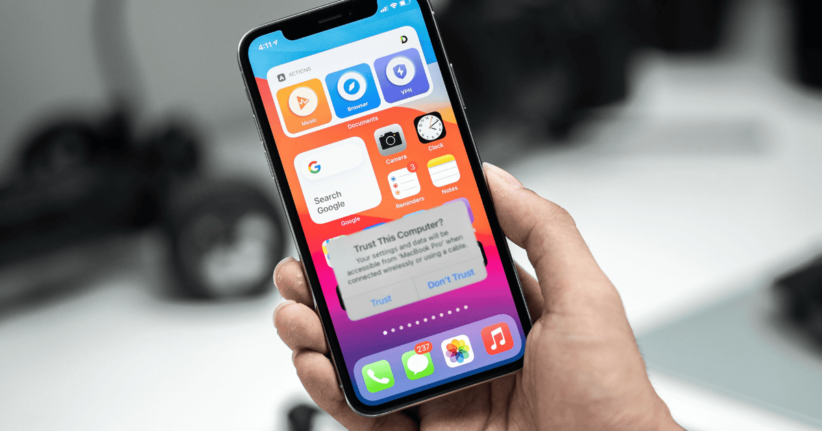 Apple Ios Personal Computer New in iOS 18.2: Trust Computers with Face ID and More Updates ...